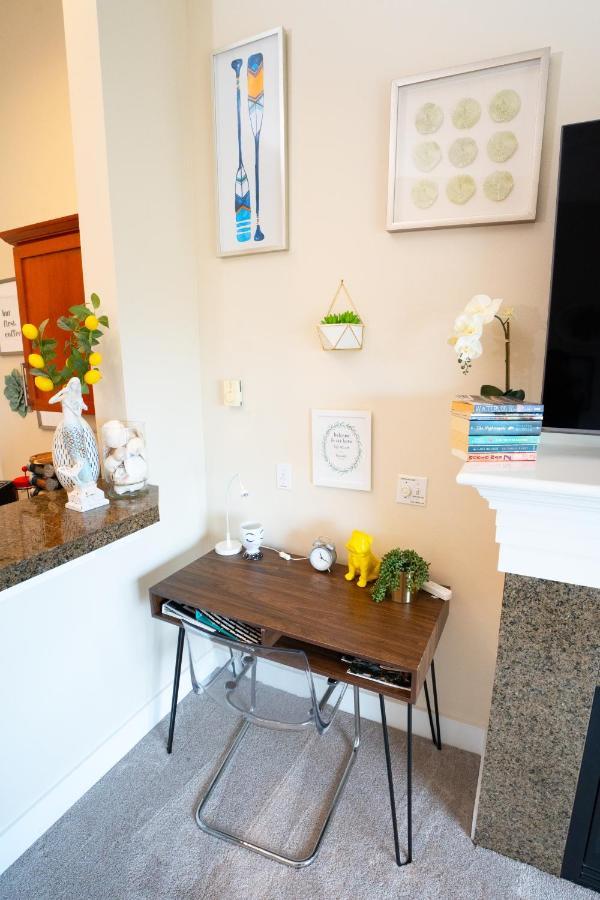 Floor Water View Oasis Near Space Needle & Cruise *